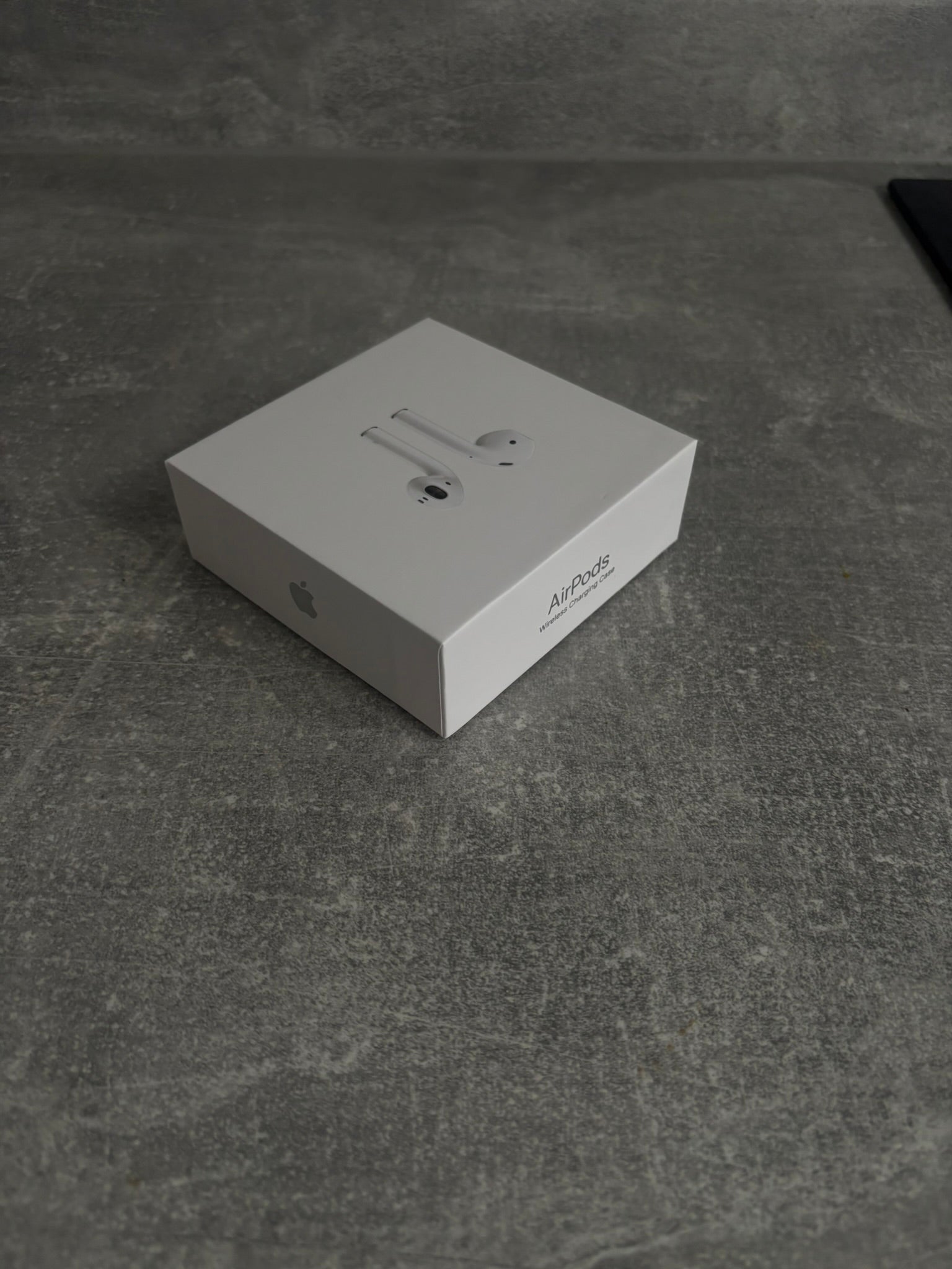 Apple Airpods - 2nd Generation